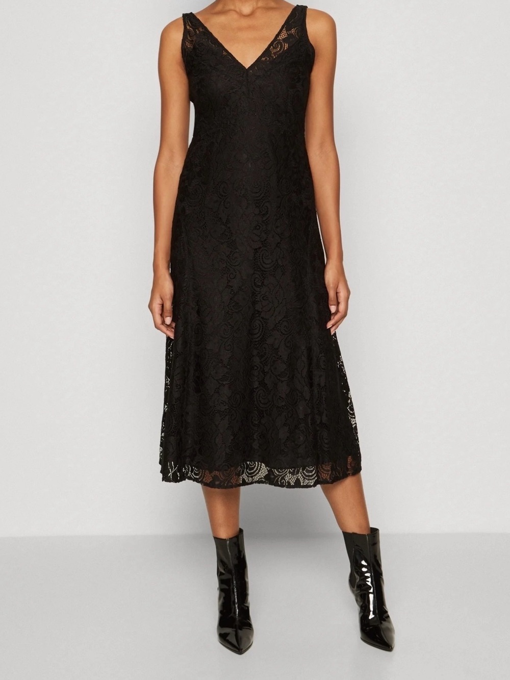 Day Birger et Mikkelsen sleek Black Lace V-Neck A-line Midi Dress size US 12 NWT